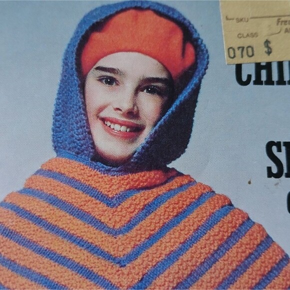 Vintage Coats&Clark 1977 Red Heart Children's Poncho Patterns Pamphlet No. 263 - Picture 4 of 10